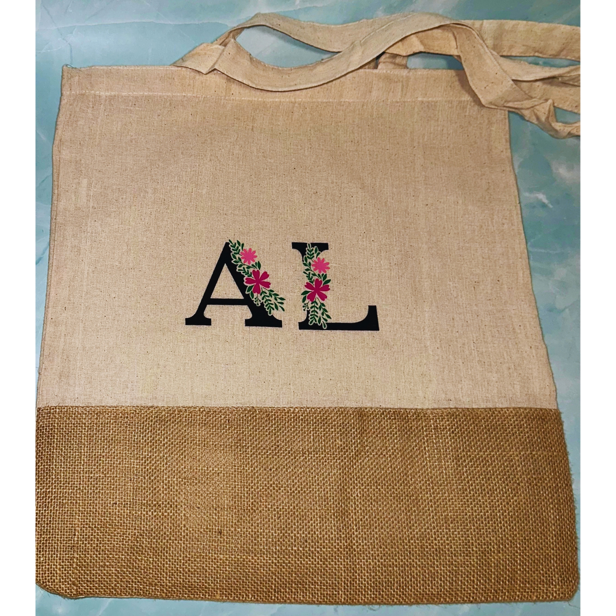 Tote bag avec détail en toile de jute