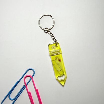 Porte-clés "crayon" en résine