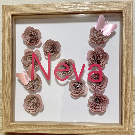 tableau naissance personnalise personnalisable cadre bois blanc noir rose papier fait main marion papillon geneve suisse prenom lettre